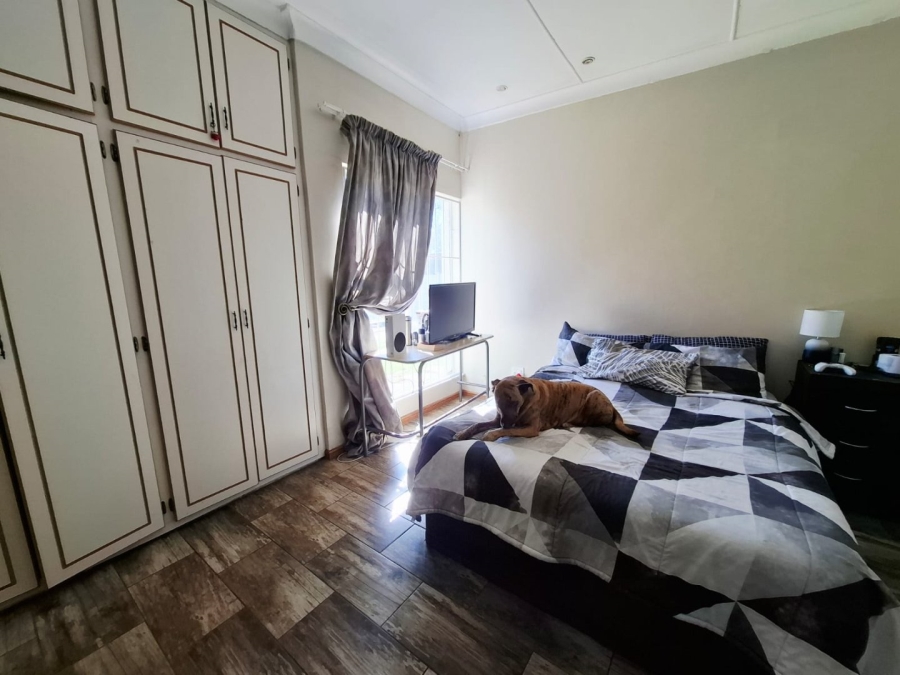 5 Bedroom Property for Sale in Wilgehof Free State